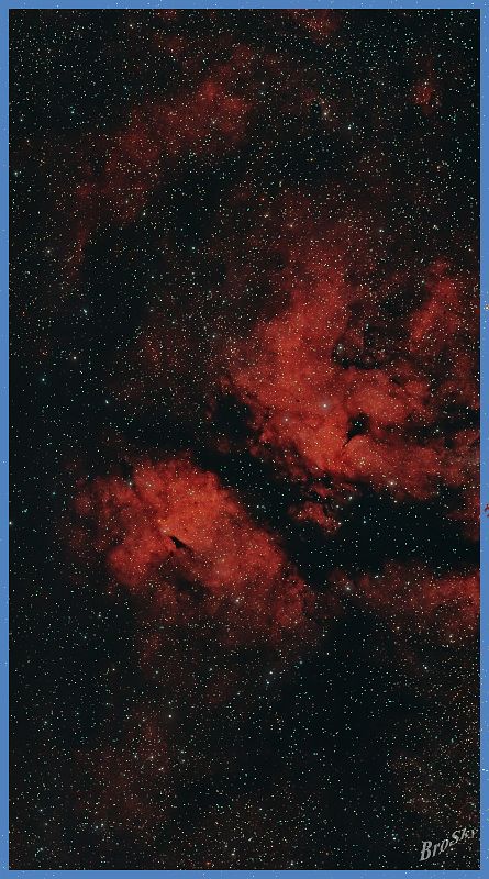 IC1318_121010.jpg -    Objekt: IC1318 - Schmetterlingsnebel    Sternbild: Cygnus - Schwan Aufnahmeort: Senden Aufnahmedatum: 12.10.2010 Belichtung: Mosaik aus 2 Bilder à 16 x 300 sec Optik: Pentax SDHF 75 mm Kamera: Canon 400D Astro mit Lumicon Deep Sky Filter 