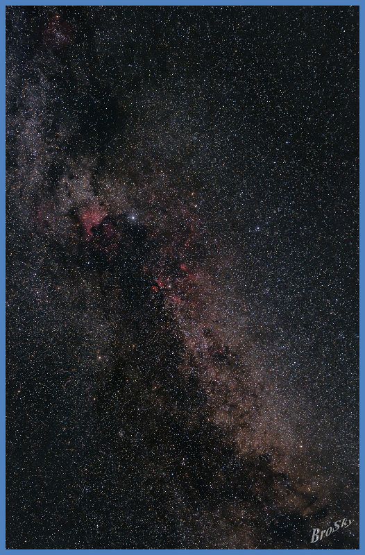 Schwan_140909.jpg -    Objekt: Sternbild Schwan    Sternbild: Cygnus - Schwan Aufnahmeort: Römö, Dänemark Aufnahmedatum: 14.09.2009 Belichtung: 15 x 180 sec Optik: Sigma Zoomobjektiv 28mm, f/7 Kamera: Canon 400D Astro mit Lumicon Deep Sky Filter 