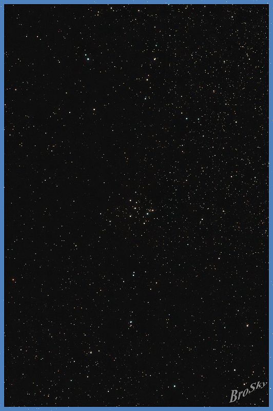 M29_031010.jpg -    Objekt: M29    Sternbild: Cygnus - Schwan Aufnahmeort: Senden Aufnahmedatum: 03.10.2010 Belichtung: 16 x 180 sec Optik: Takahashi 120mm TSA mit 2'' TS-Flattener Kamera: Canon 400D Astro mit Lumicon Deep Sky Filter 